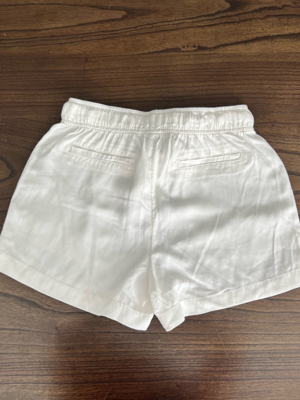 NWOT C&C California White Elastic-Waist Shorts - S - Picture 4 of 7